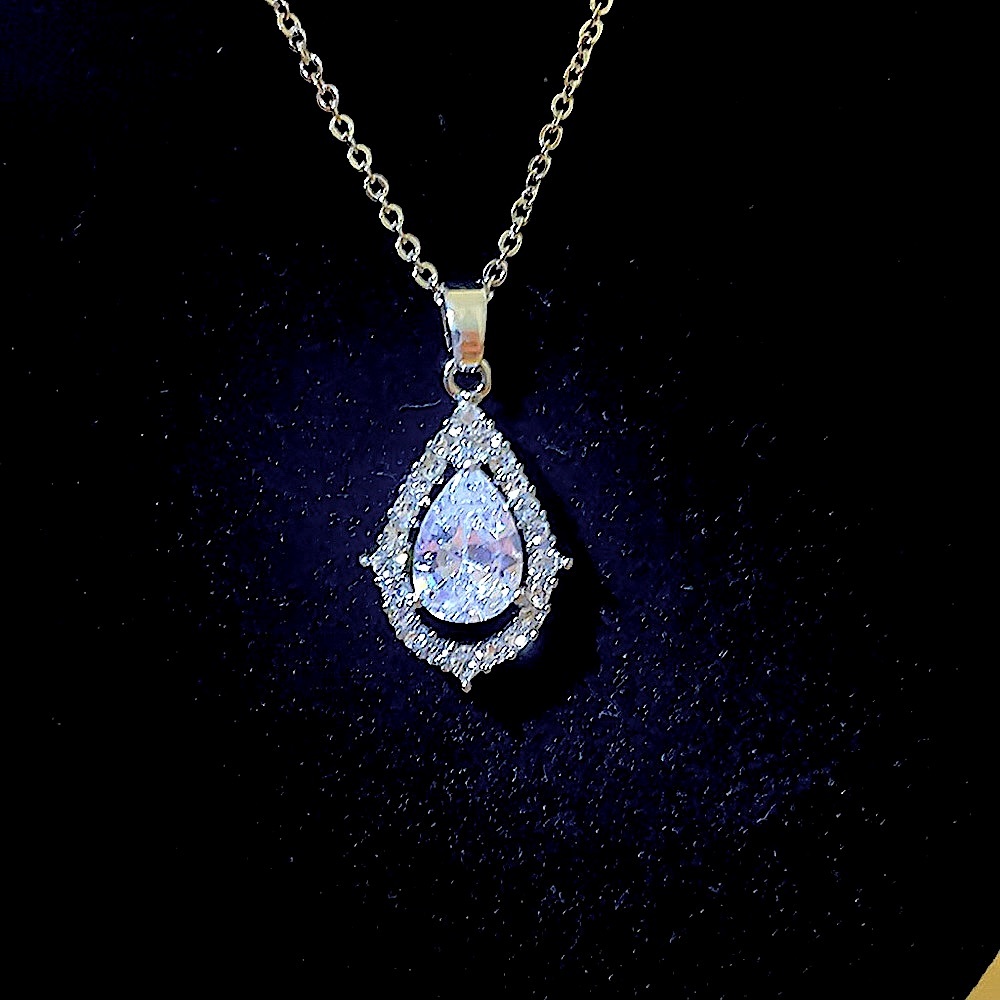Diamond crystalTeardropNecklaceAndEarrings - Picture 2 of 4